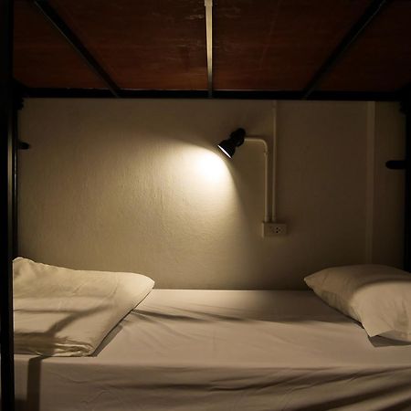 Phresh Hostel Bangkok Extérieur photo