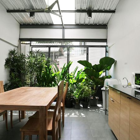 Phresh Hostel Bangkok Extérieur photo